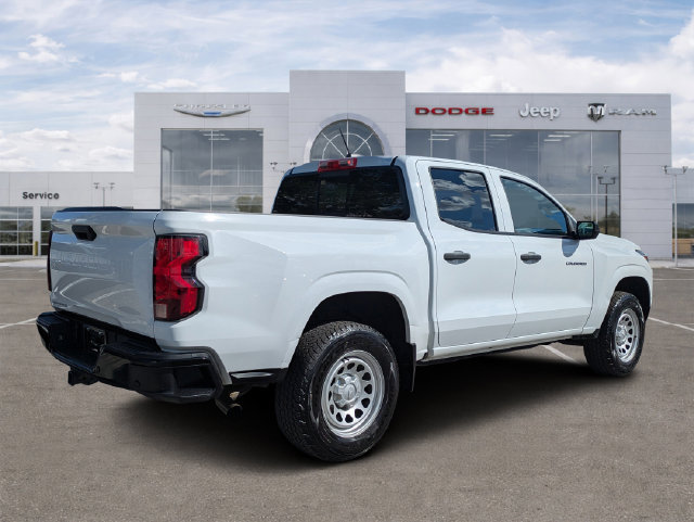 Used 2025 Chevrolet Colorado W/T w/ Advanced Trailering Package RWD image 3