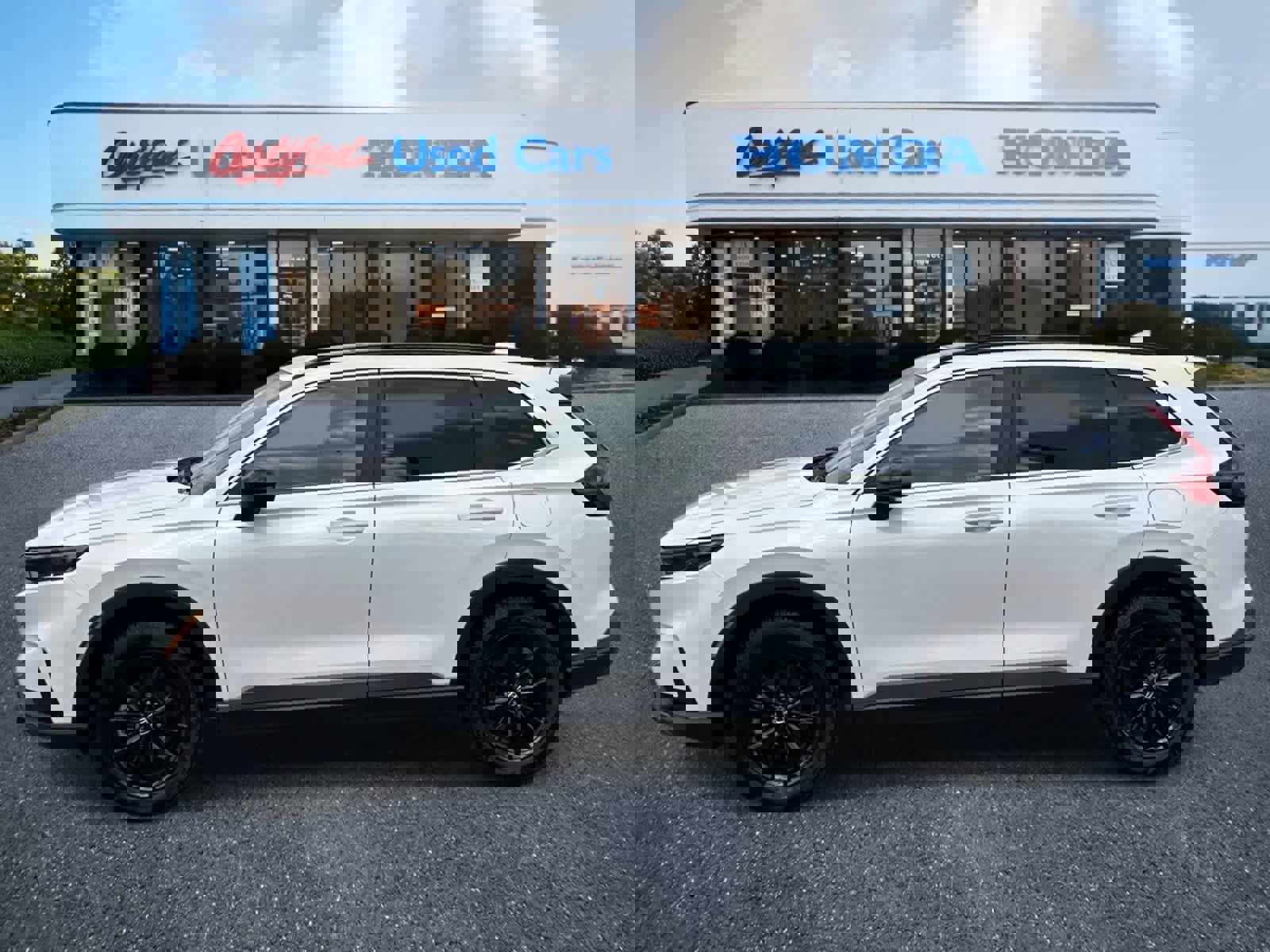 Used 2024 Honda CR-V Sport-L image 2