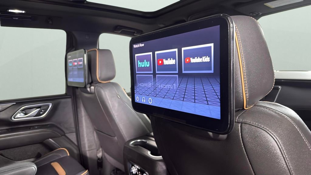 Used 2022 GMC Yukon AT4 w/ Technology Package image 33