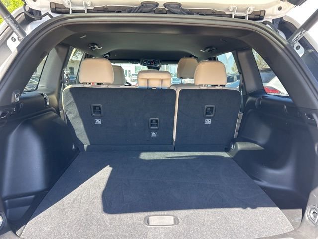 Used 2025 Jeep Grand Cherokee Limited w/ Black Appearance Package image 8