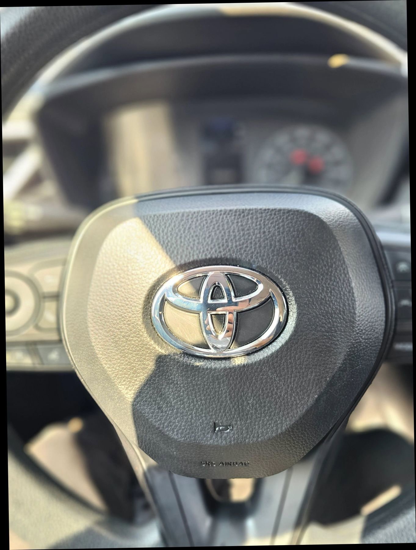 Used 2024 Toyota Corolla LE image 18