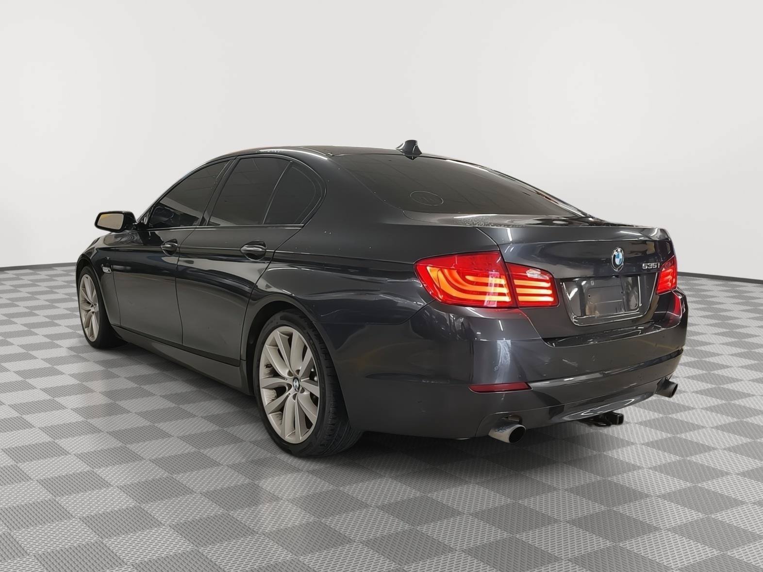 Used 2011 BMW 535i Sedan RWD image 26