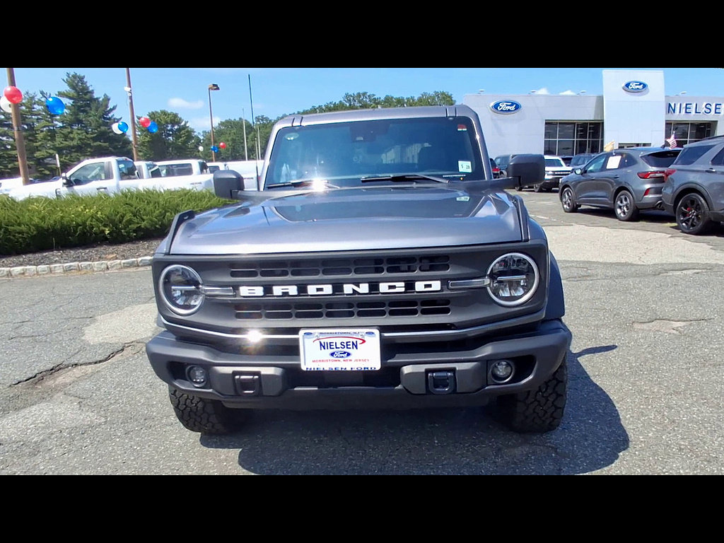 Certified 2023 Ford Bronco Black Diamond AWD/4WD image 3