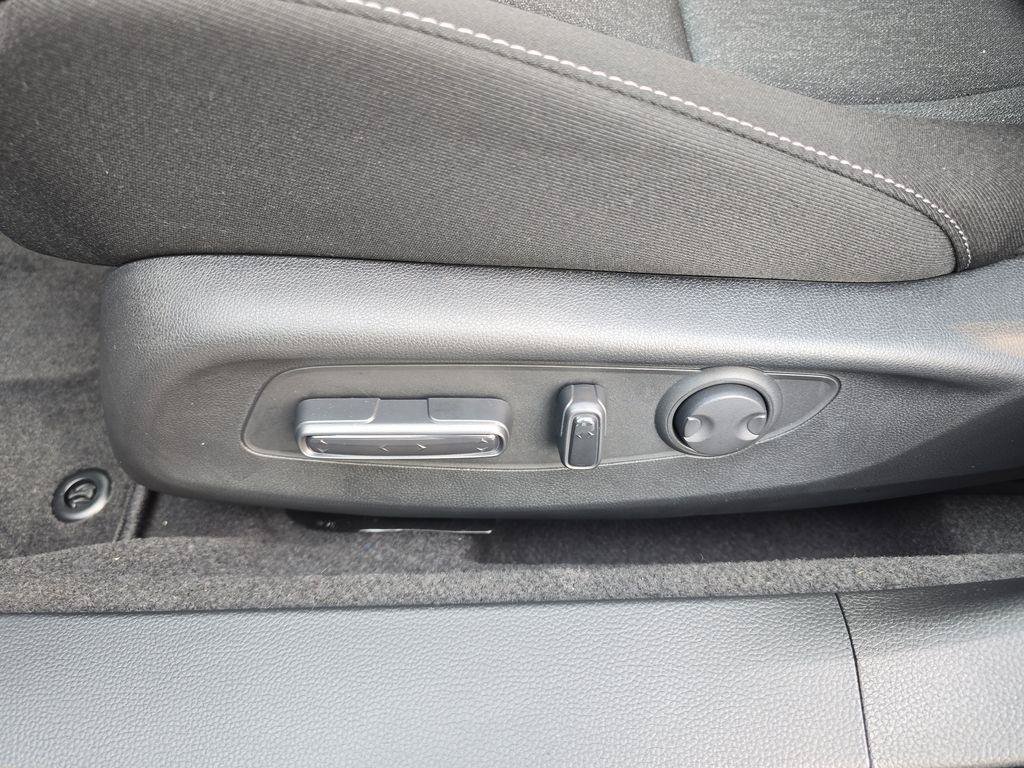 New 2026 Honda Accord SE image 9