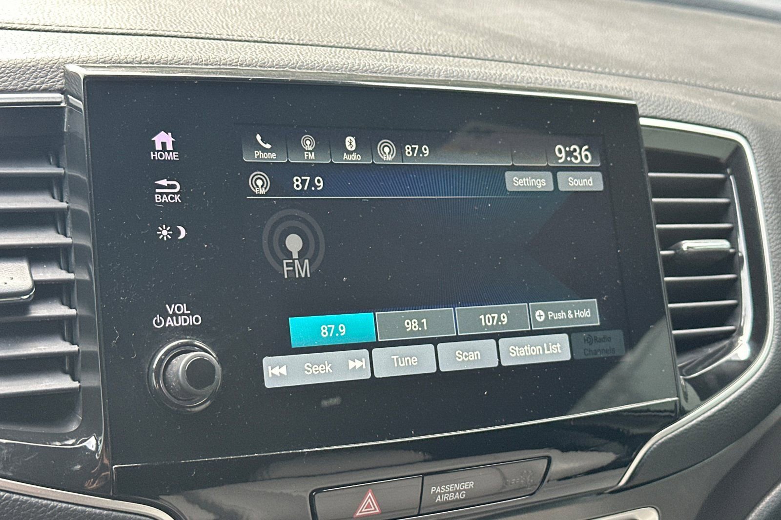 Used 2021 Honda Passport EX-L image 15