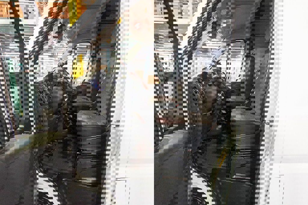 New 2026 RAM ProMaster 1500 w/ Convenience Group image 8