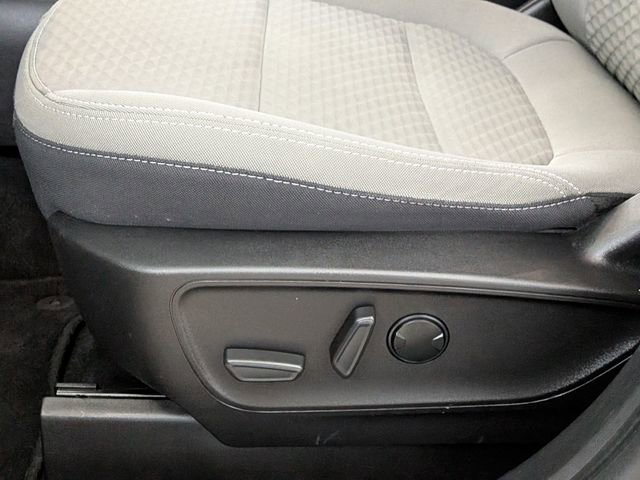 Certified 2022 Ford Escape SE w/ SE Sport Appearance Package image 12