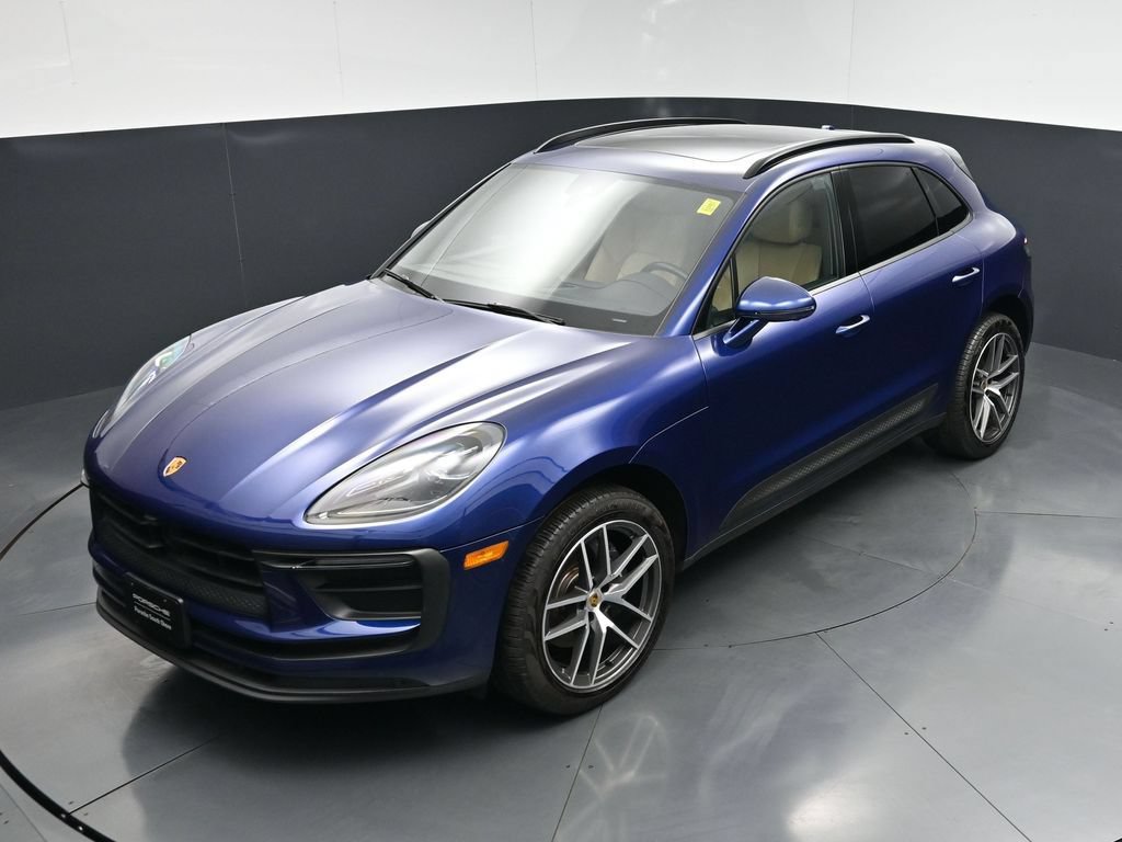 Used 2024 Porsche Macan w/ Premium Plus Package AWD/4WD image 14