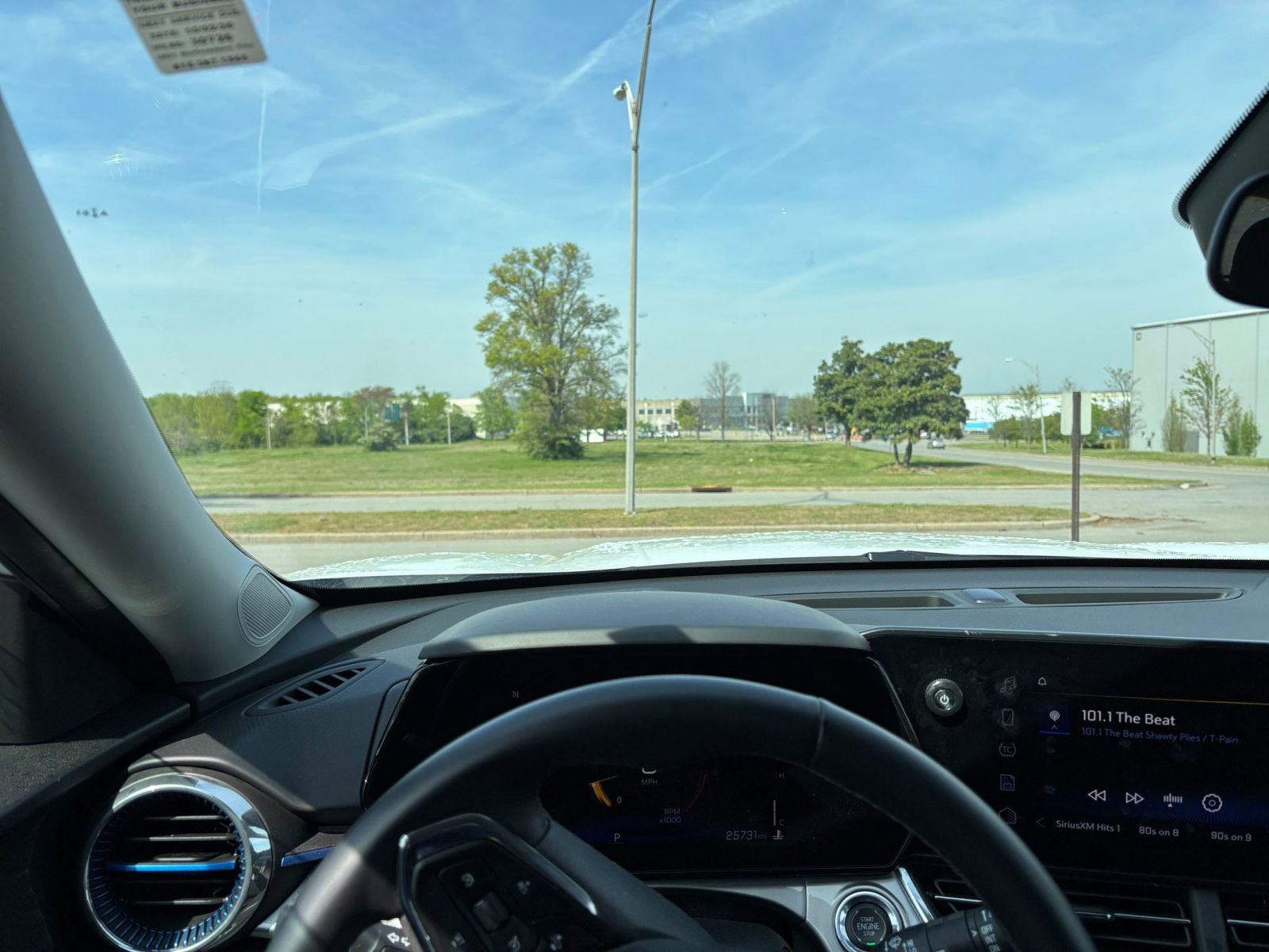 Used 2025 Chevrolet Trax LT w/ LT Convenience Package image 33