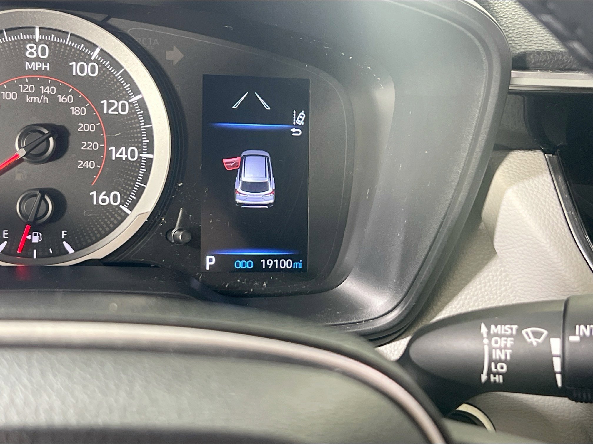 Used 2022 Toyota Corolla Cross LE image 12