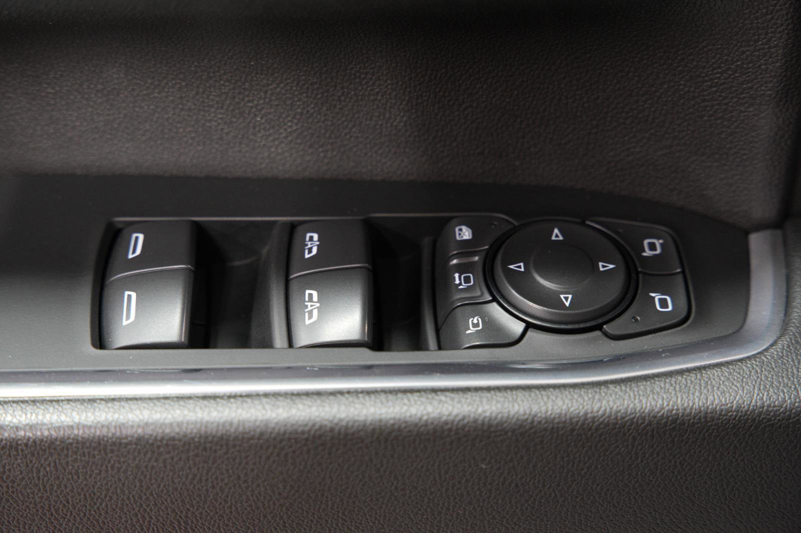 Used 2024 GMC Sierra 2500 SLT w/ SLT Convenience Package image 22