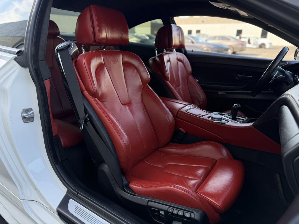Used 2017 BMW M6 Coupe image 28
