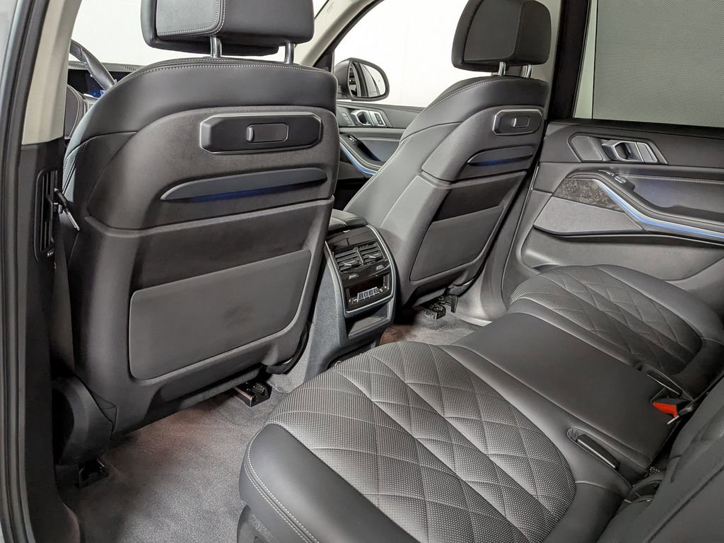 Certified 2023 BMW X7 xDrive40i w/ Premium Package AWD/4WD image 51