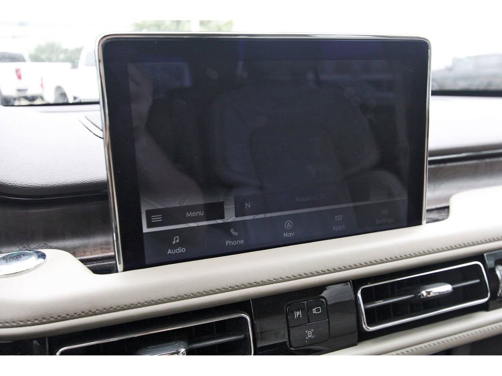 Used 2020 Lincoln Aviator Reserve w/ Equipment Group 202A image 21