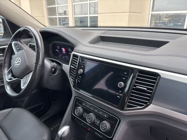 Used 2021 Volkswagen Atlas SEL R-Line image 12