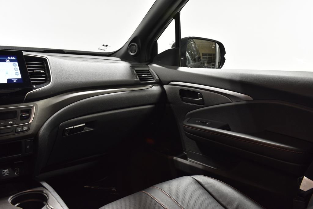 Used 2022 Honda Passport TrailSport image 14