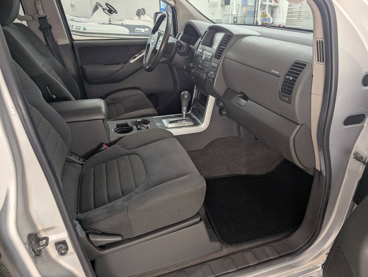 Used 2011 Nissan Pathfinder S AWD/4WD image 19