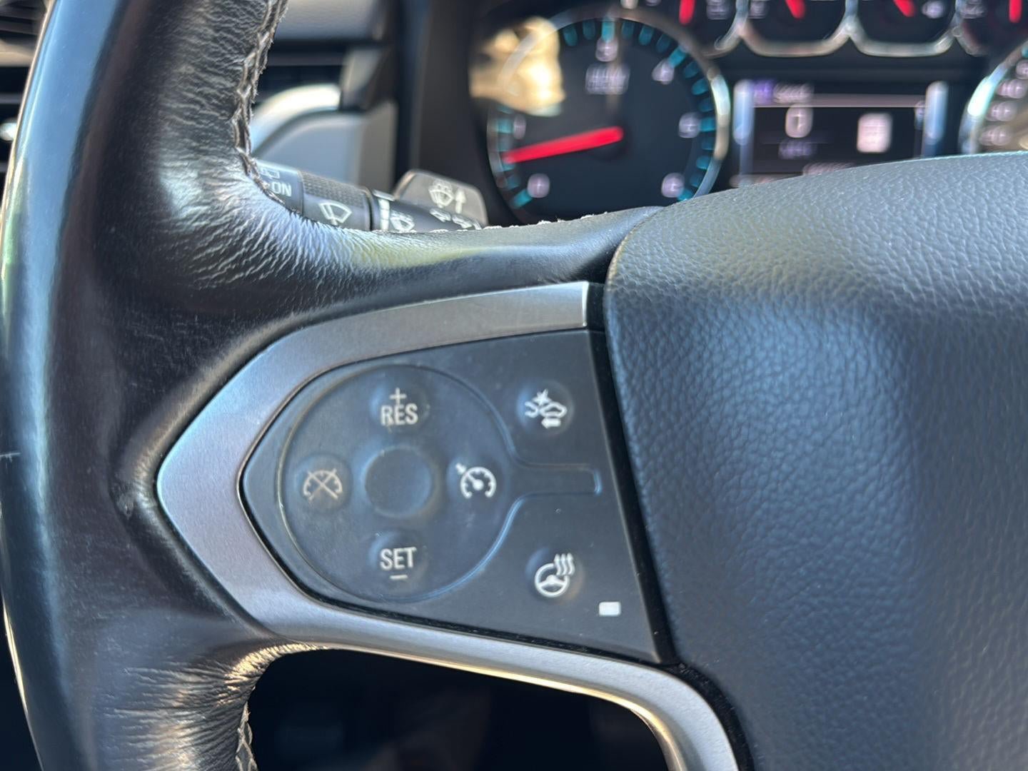 Used 2018 Chevrolet Tahoe LT AWD/4WD image 26