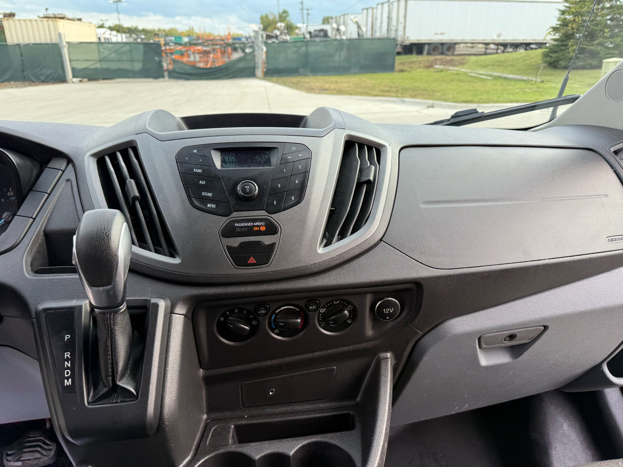 Used 2019 Ford Transit 250 130 Low Roof w/ Exterior Upgrade Package image 19