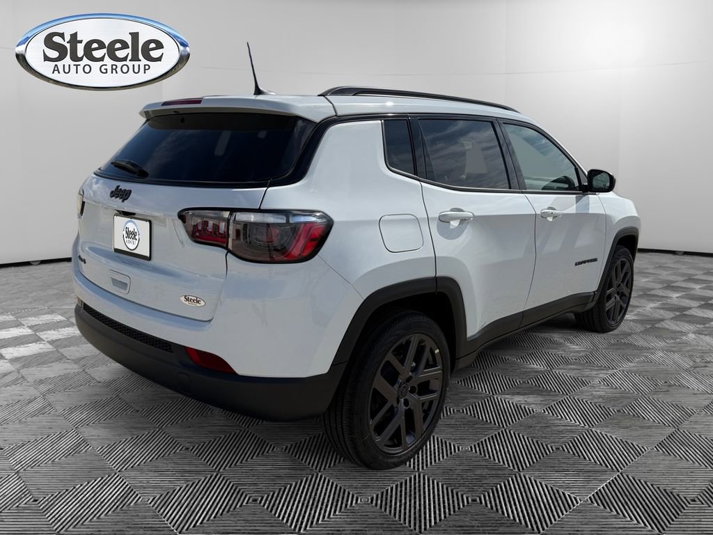 New 2026 Jeep Compass Latitude image 5