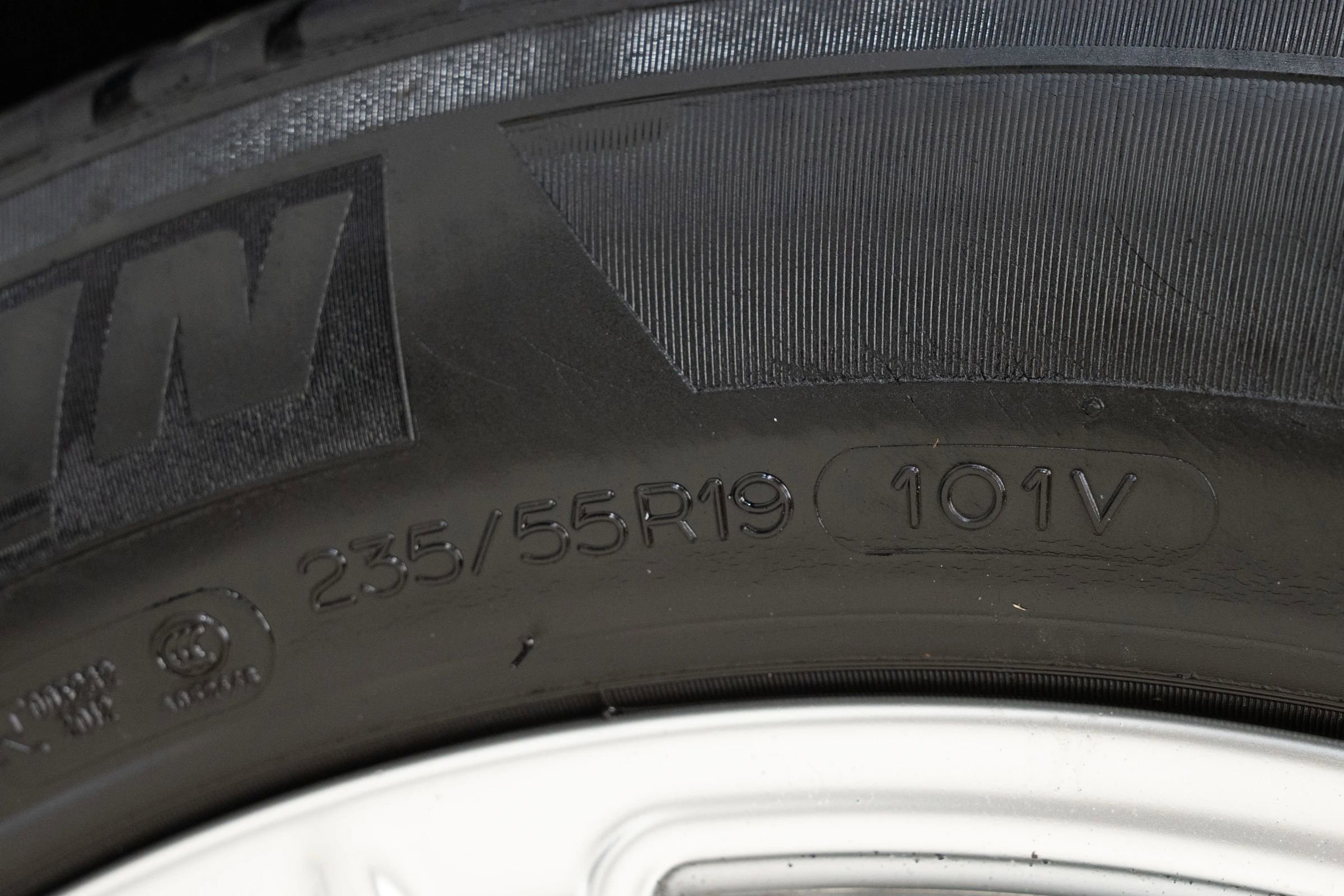 Used 2020 Porsche Macan S image 48