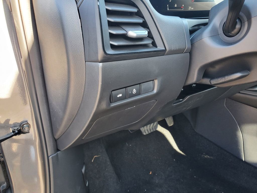 New 2026 Nissan Sentra SV w/ SV Convenience Package FWD image 18