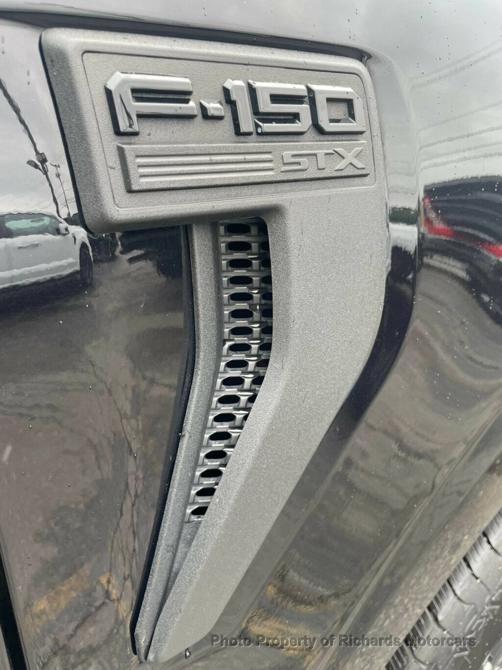 Used 2024 Ford F150 STX w/ STX Black Appearance Package AWD/4WD image 9