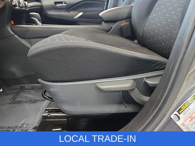 Used 2023 Nissan Kicks SV image 29