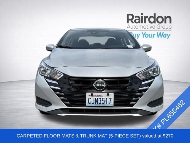 Used 2023 Nissan Versa SV FWD image 2