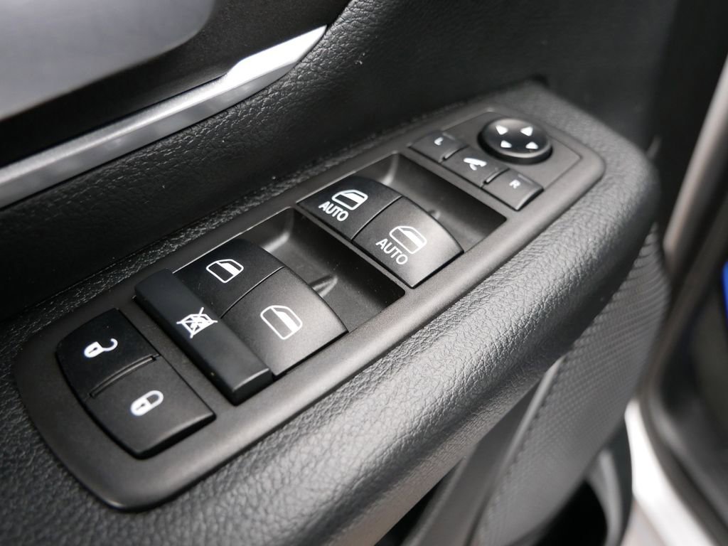 Used 2021 RAM 1500 Big Horn image 16