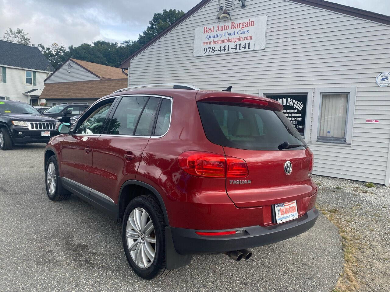Used 2013 Volkswagen Tiguan SE image 9