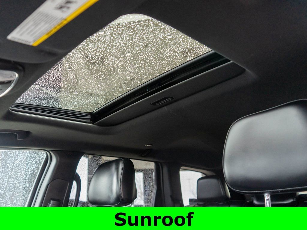 Used 2018 Jeep Grand Cherokee Altitude image 12