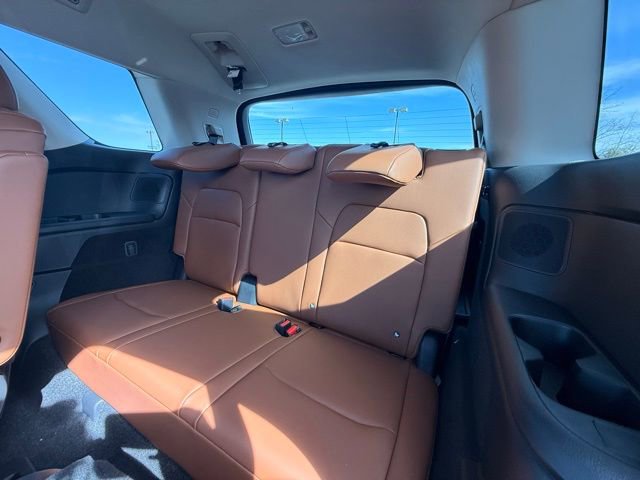 New 2026 Nissan Pathfinder Platinum image 16