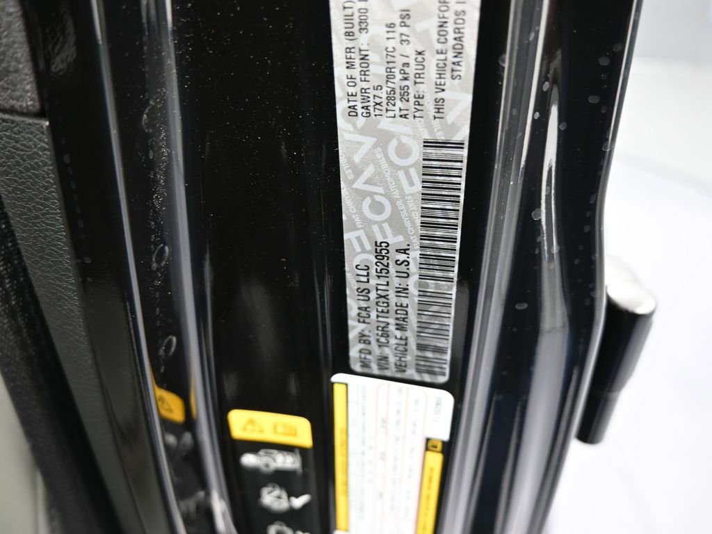 New 2026 Jeep Gladiator Mojave image 16