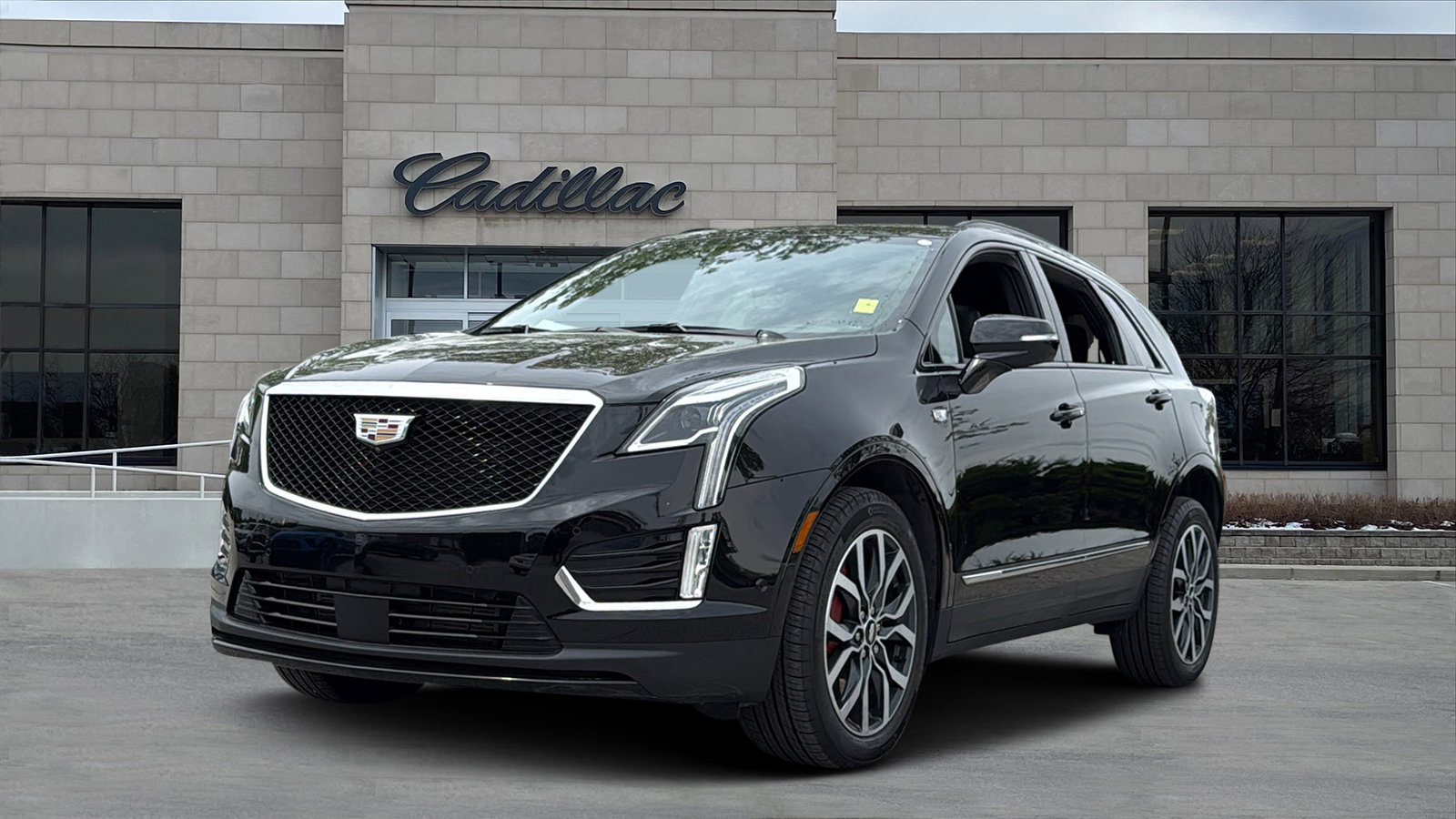 Certified 2022 Cadillac XT5 Sportv w/ Technology Package AWD/4WD image 5