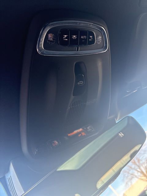 Used 2017 Volvo XC90 T6 Inscription w/ Vision Package image 22