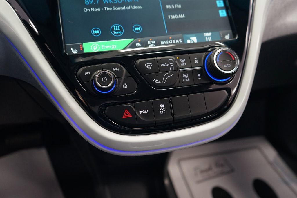 Used 2018 Chevrolet Bolt Premier w/ Driver Confidence II Package FWD image 40