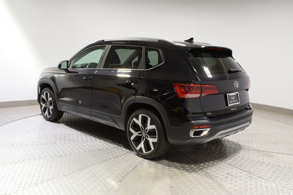 Used 2023 Volkswagen Taos SEL AWD/4WD image 13