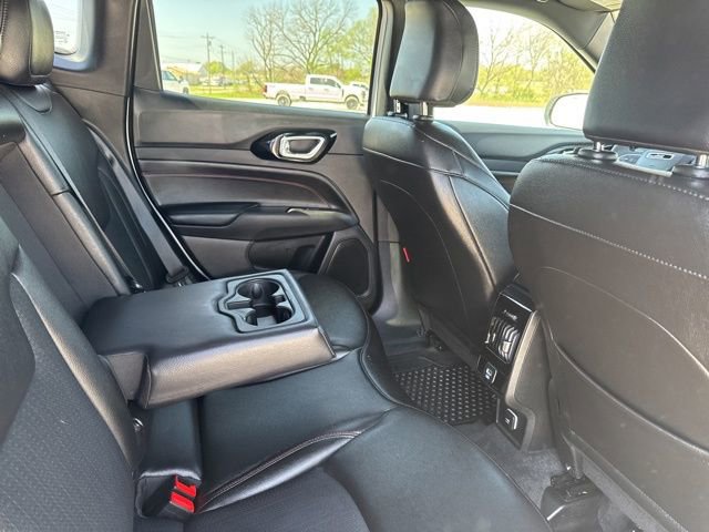 Used 2025 Jeep Compass Trailhawk AWD/4WD image 18