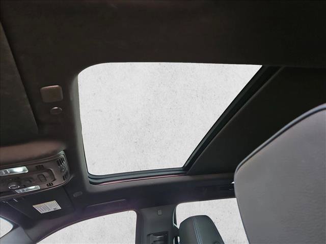 Certified 2021 GMC Yukon Denali w/ Denali Premium Package RWD image 16