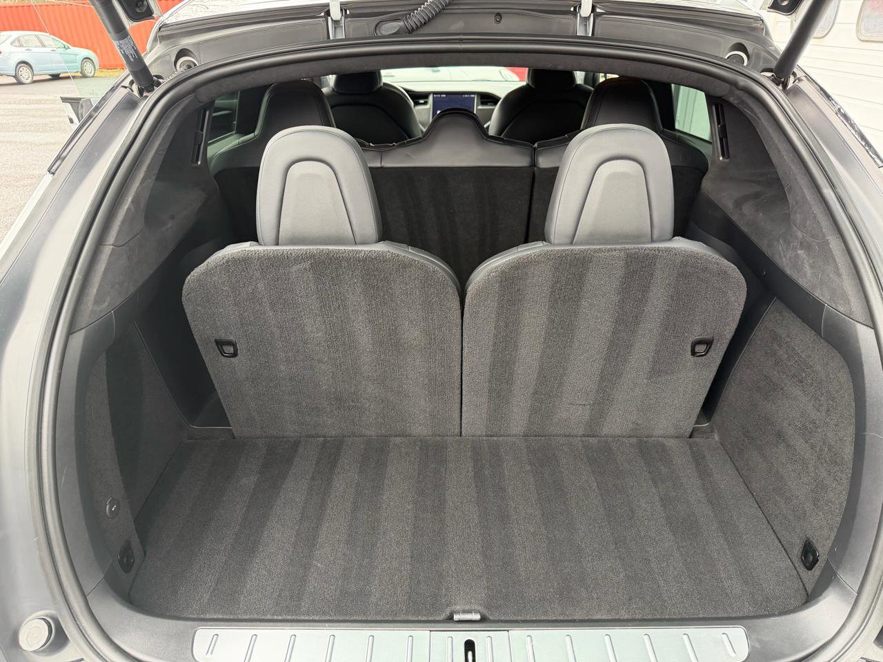 Used 2020 Tesla Model X Performance image 17