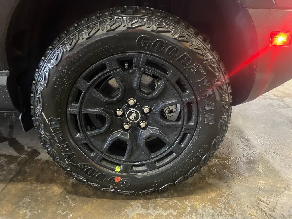 New 2025 Ford Bronco Sport Badlands w/ Sasquatch Badlands Package AWD/4WD image 25