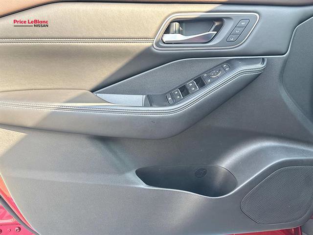 Used 2021 Nissan Rogue SL FWD image 21