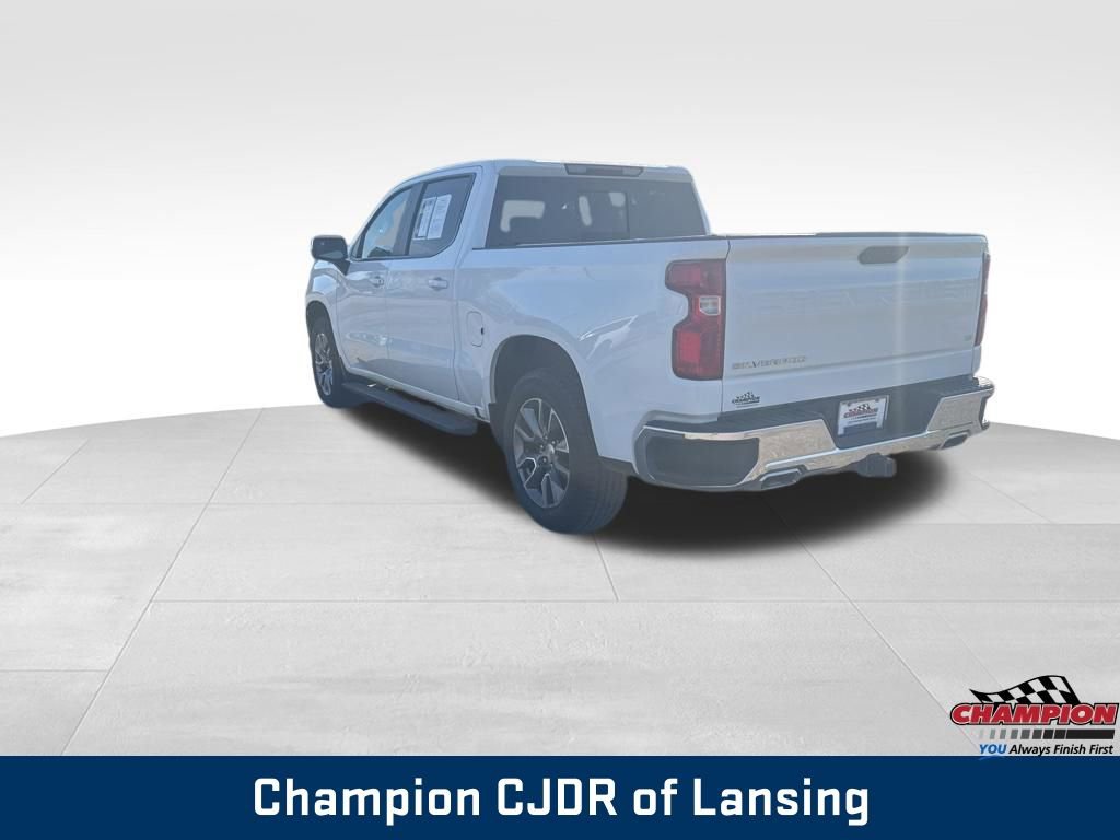 Used 2021 Chevrolet Silverado 1500 LT w/ Z71 Off-Road Package AWD/4WD image 3