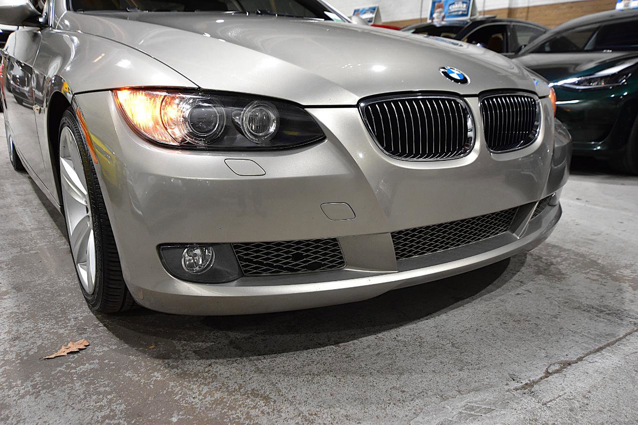 Used 2007 BMW 335i Convertible image 5