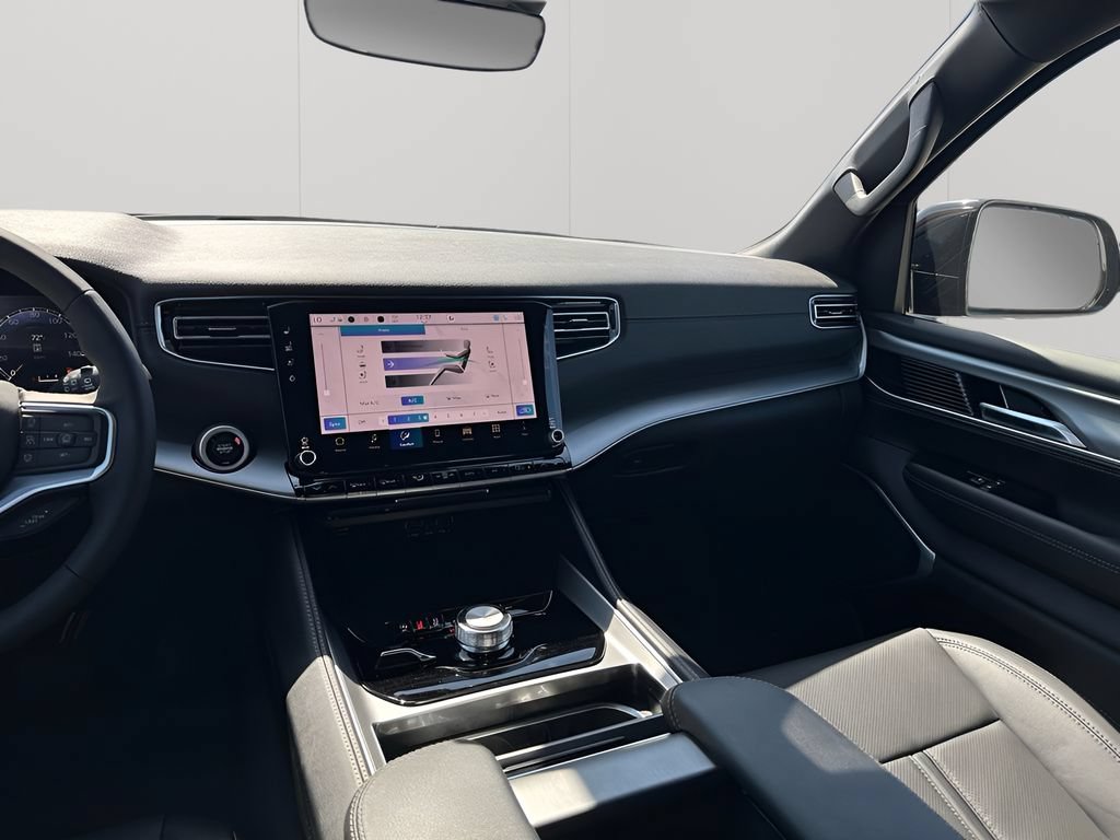 New 2026 Jeep Grand Wagoneer Limited AWD/4WD image 27