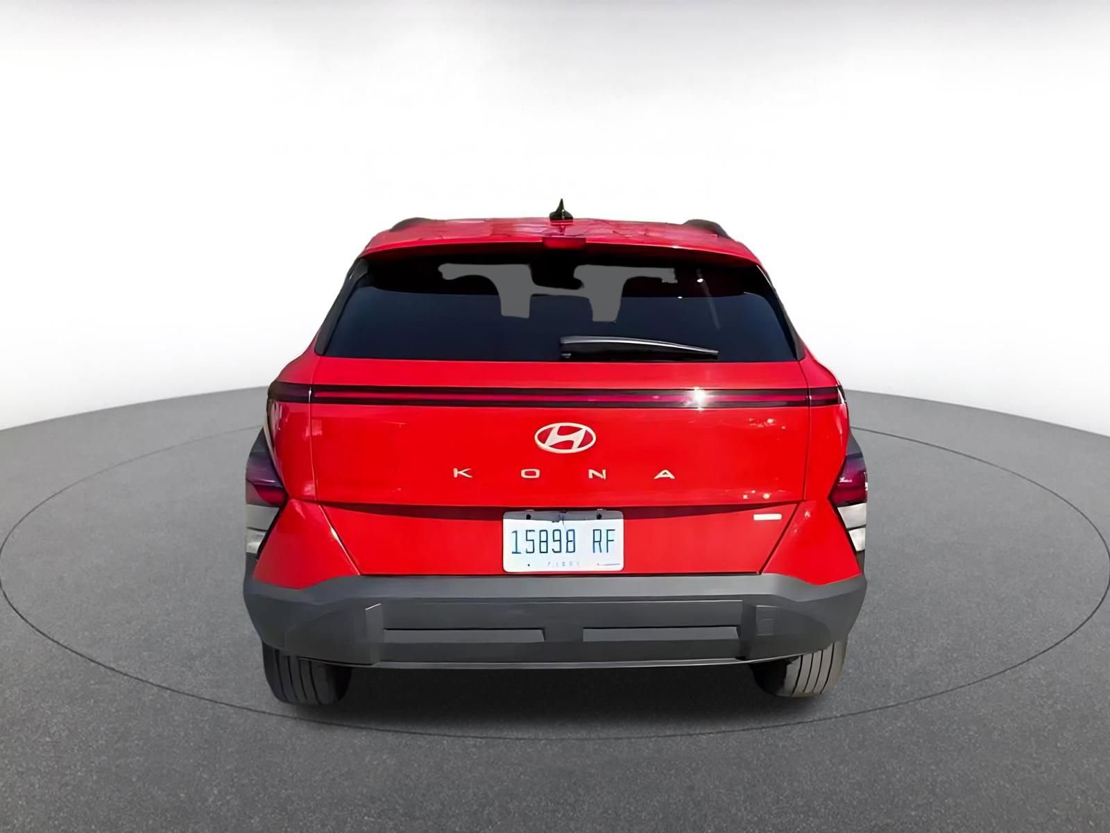 Used 2025 Hyundai Kona SEL image 12