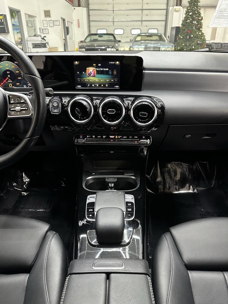 Used 2020 Mercedes-Benz A 220 image 25