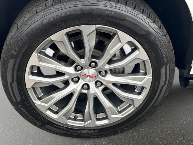Used 2023 GMC Yukon XL Denali AWD/4WD image 10