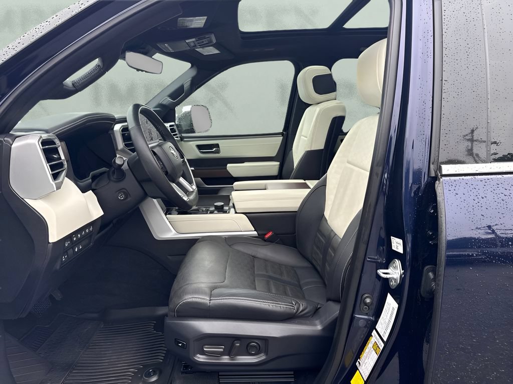 Used 2023 Toyota Sequoia Capstone AWD/4WD image 5